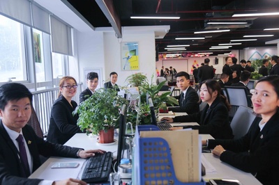 貴陽花果園二手房賣多少錢?花果園好住理中介好不好?